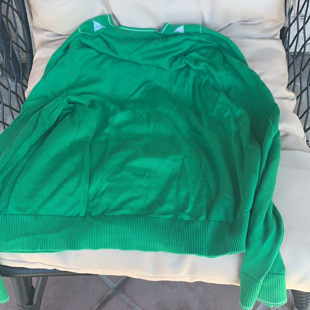 Men’s V-Neck argyle green sweater - Picture 6 of 8